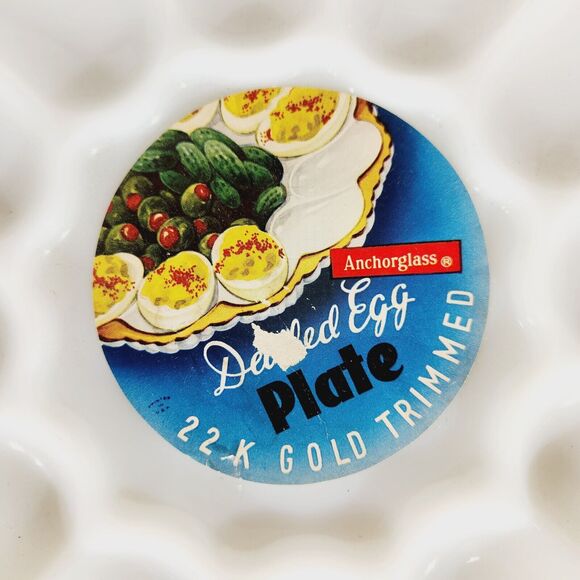 Vtg Anchor Hocking Milk Glass Deviled Egg Plate 22K Gold Trim Scalloped Edge - Picture 3 of 7